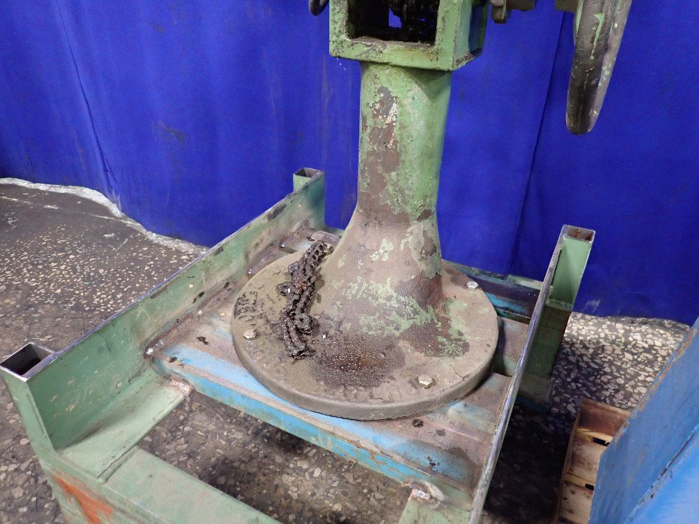 Henderson Corporation 20 1/2" X 20 1/2" Tumbler - 123 5