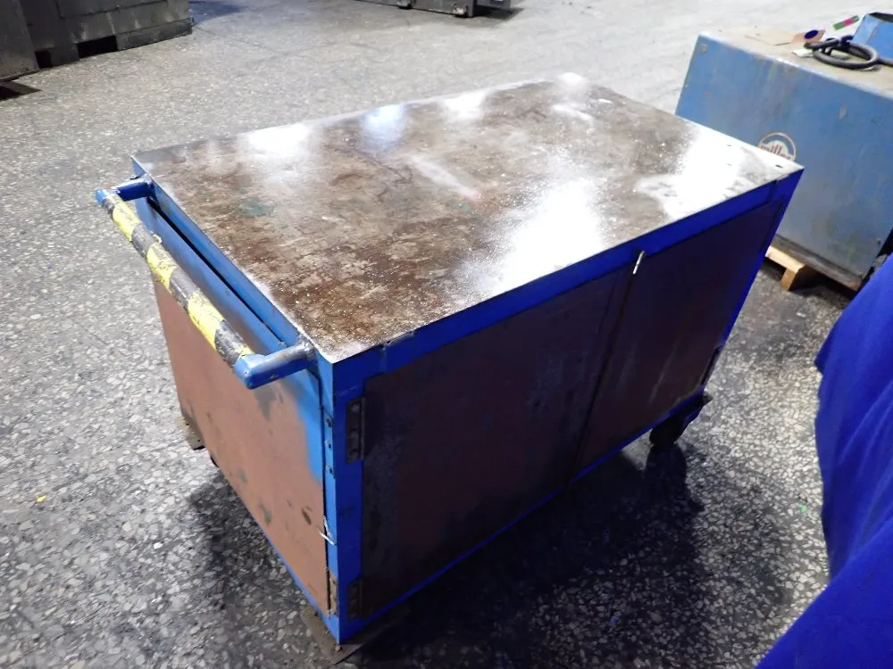 6 Drawers/16 1/2" X 22" Tool Cart