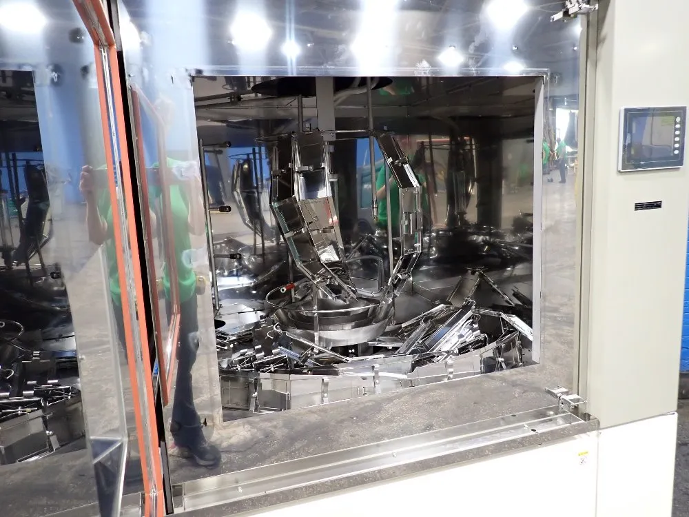 Iwaski Electric 29" X 36" X 26" Chamber Eye Super Xenon Tester - Xer-w75