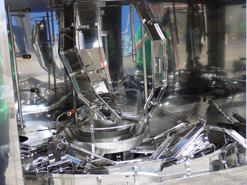 Iwaski Electric 29" X 36" X 26" Chamber Eye Super Xenon Tester - Xer-w75