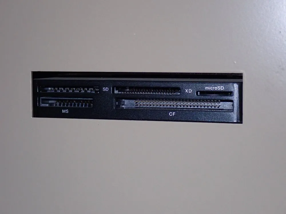 Iwaski Electric 29" X 36" X 26" Chamber Eye Super Xenon Tester - Xer-w75