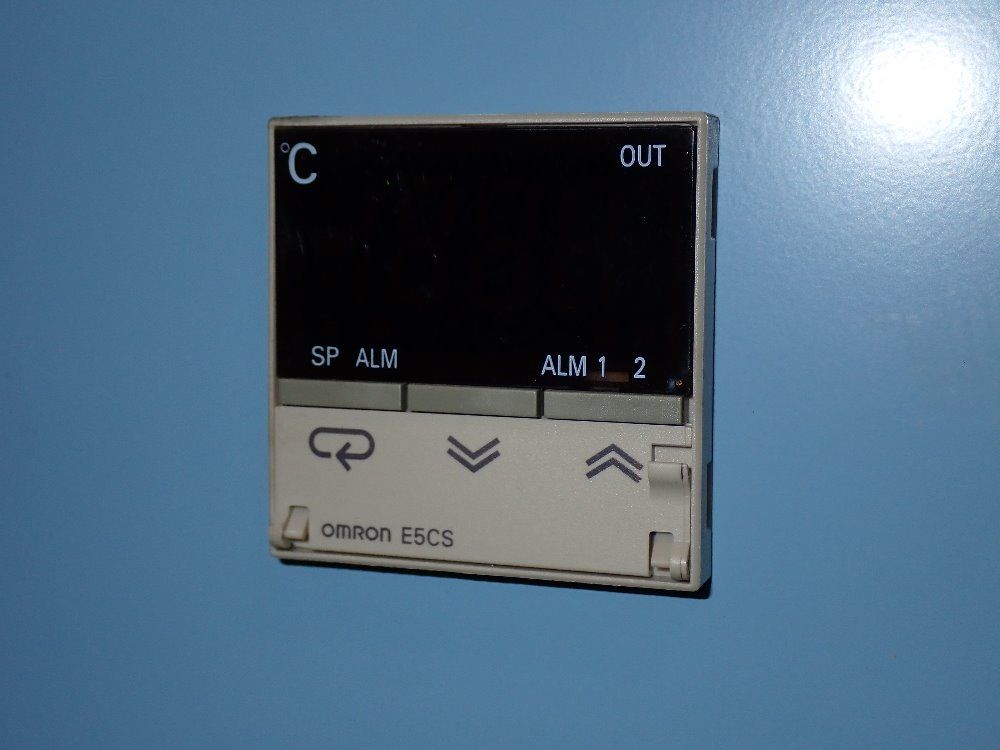 Iwaski Electric 28" X 12" X 10" Chamber Eye Super Uv Tester - Suv-w161