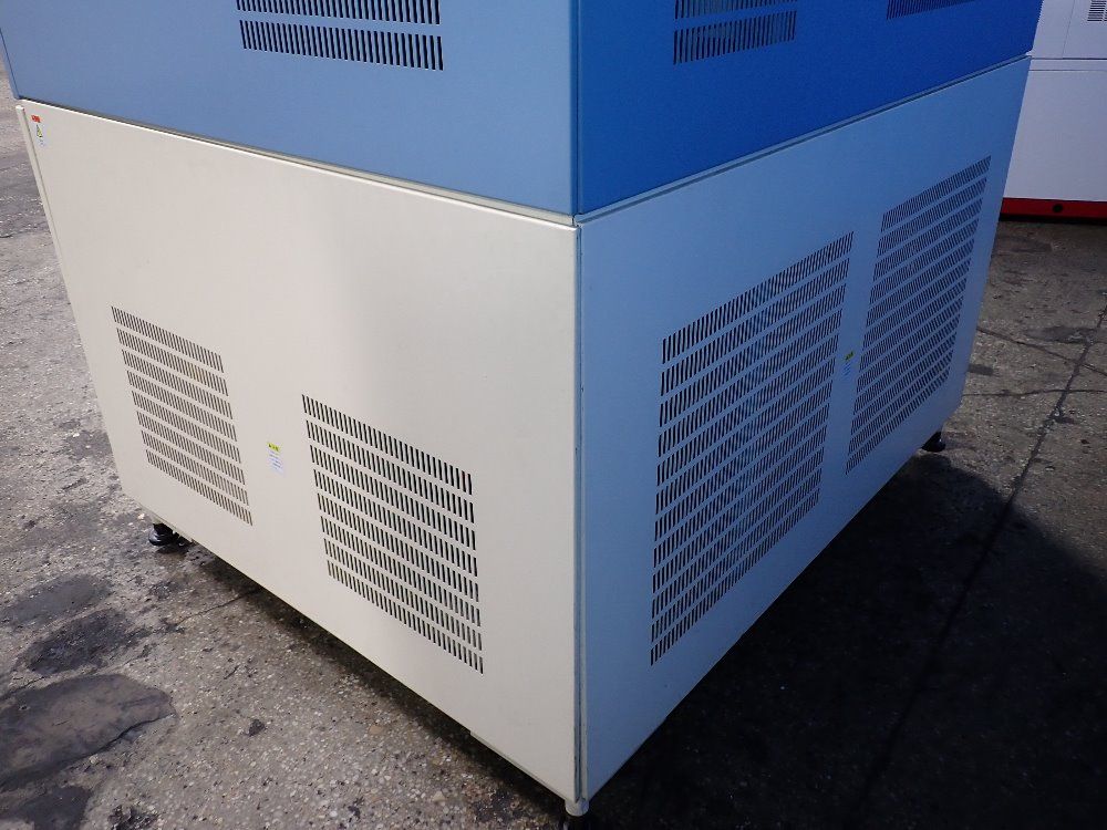 Iwaski Electric 28" X 12" X 10" Chamber Eye Super Uv Tester - Suv-w151