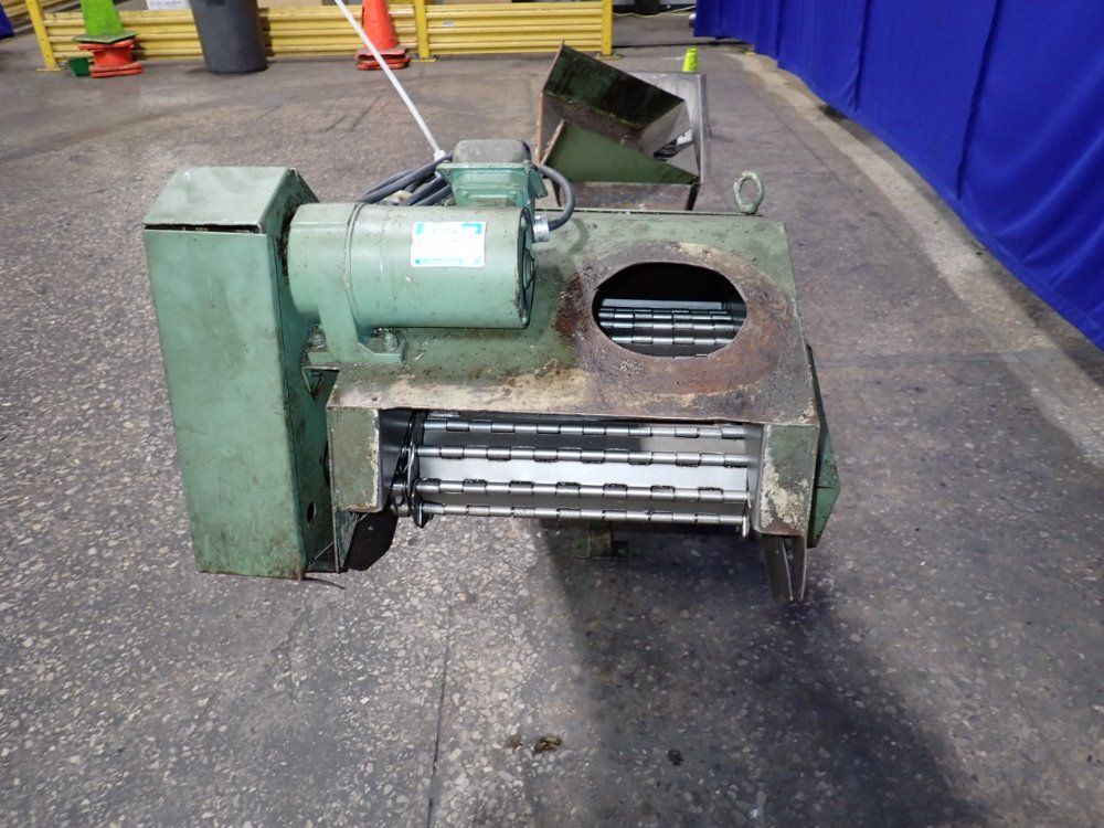 Enomoto Incline Chip Conveyor - Eb-30547-01mt4-200