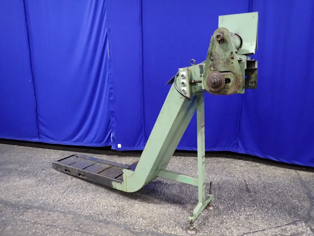 Incline Chip Conveyor