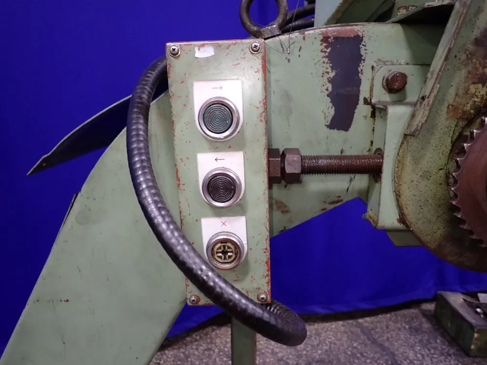 Incline Chip Conveyor