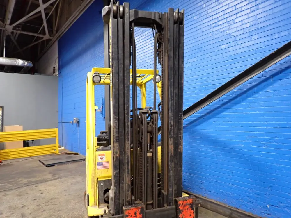 Hyster 5950 Lbs Propane Forklift - S60ft