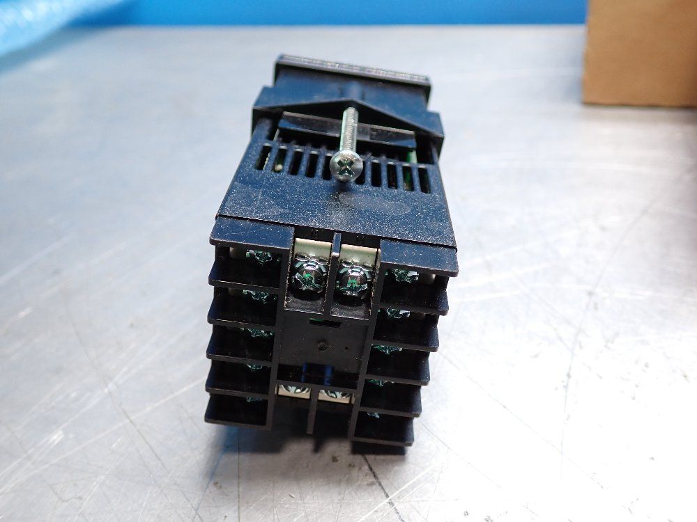 Red Lion Controls Digital Timer