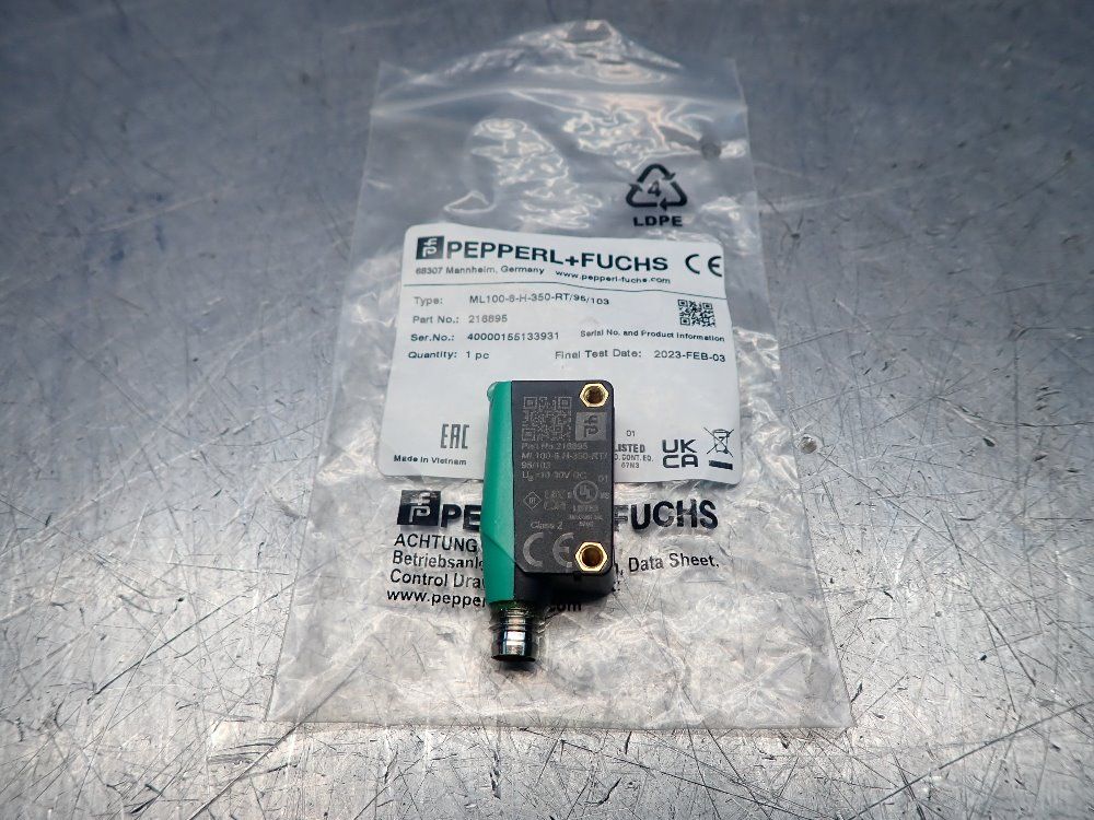 Pepperl+fuchs 5-350 Mm Detection Range, 10-30 Vdc Background Suppression Sensor - Ml100-8-h-350-rt/95/103