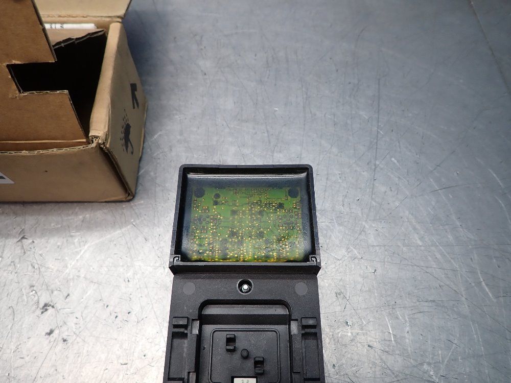 Allen Bradley 16 Sink/source Inputs Devicenet Input Module Armor Block Maxum - 1792d-16bvt0cd