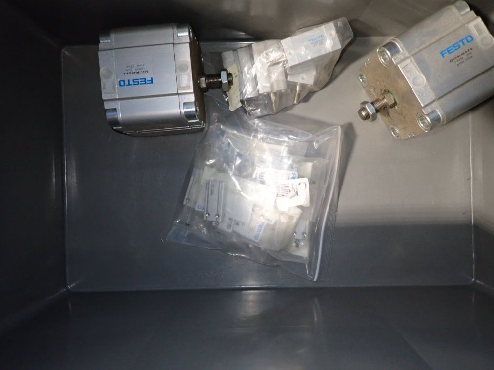  Cylinders