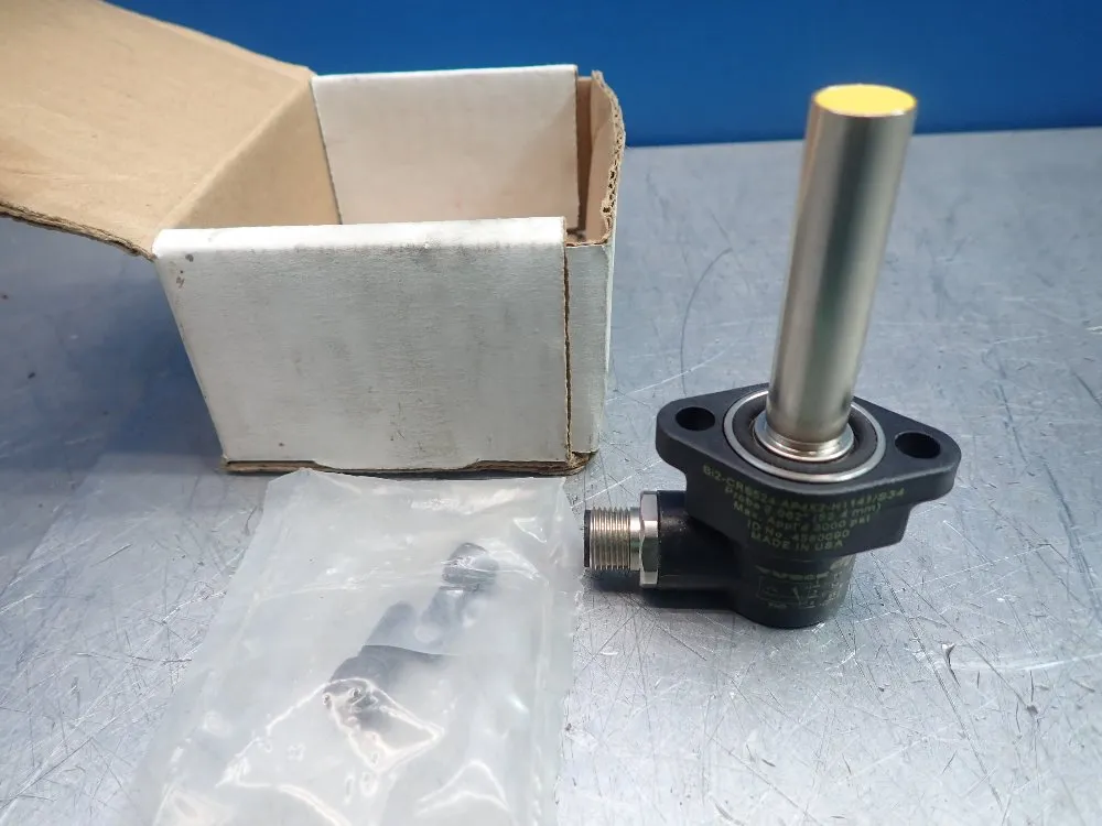 Turck 2mm Range, 10-65 Vdc, 2 Leds Inductive Cylinder Position Sensor - B12-crs524-ap4x2-h1141/s34