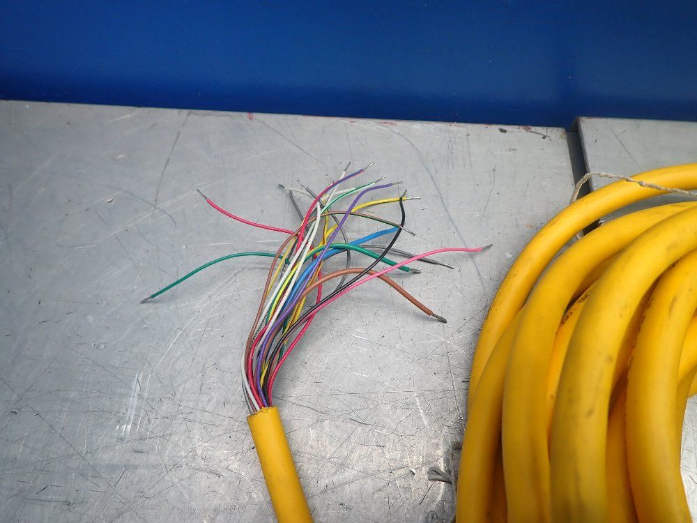 Turck 8 Port Junction Box W / Cable Home Run - 8mb12z-5-10