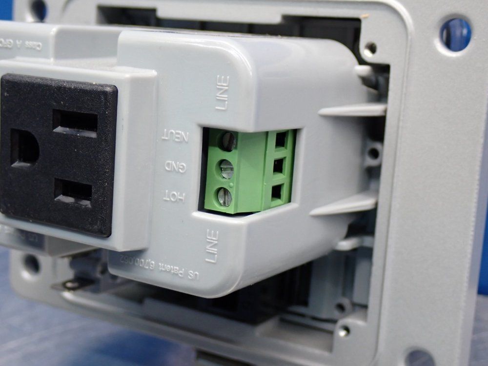 Grace Port Ul Type 12 Ethernet Receptacle Plug - P-r2-k4rf3