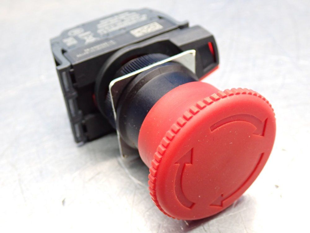 Omron 40 Mm Diameter Emergency Stop Pushbutton Switches, 5pcs - A22ne-m-p212-n