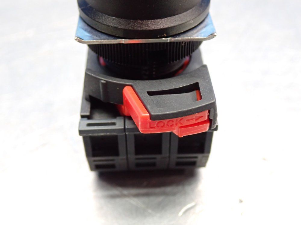 Omron 40 Mm Diameter Emergency Stop Pushbutton Switches, 5pcs - A22ne-m-p212-n