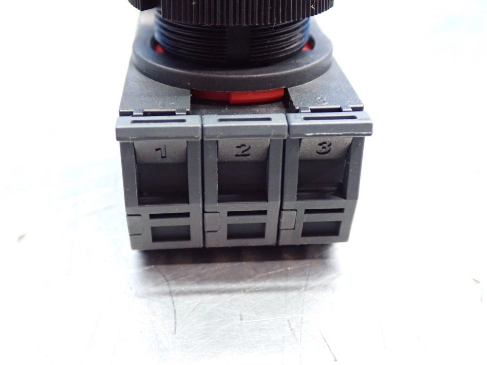 Omron 40 Mm Diameter Emergency Stop Pushbutton Switches, 5pcs - A22ne-m-p212-n