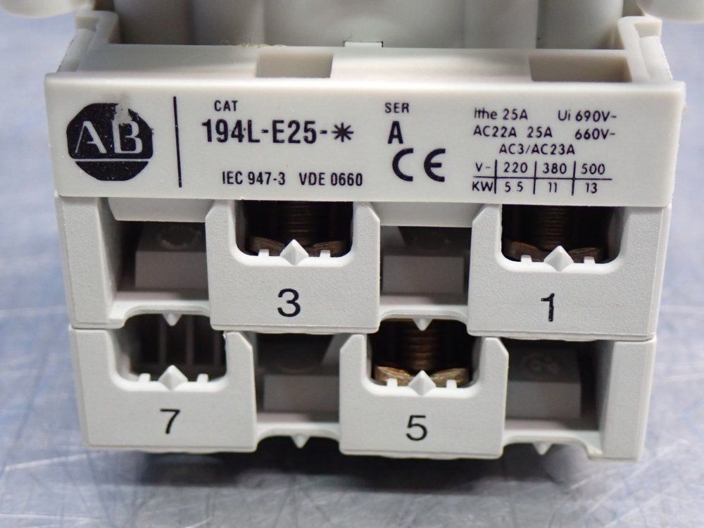 Allen Bradley Inductive Small-frame Load Switch - 194l-e25-1753