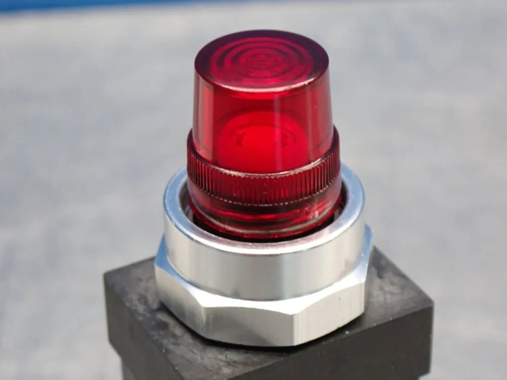 Allen Bradley Illuminated Push-pull Mushroom Head Push Button - 800t-qsth24r