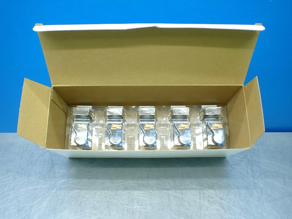 Omron Blue Pushbuttons Box Of 5 - A22nl-bnm-taa-g100-ac