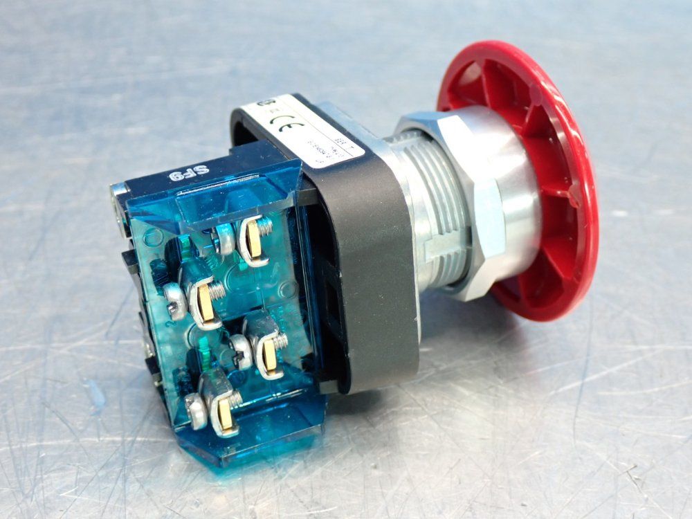 Allen Bradley 30mm Mushroom Head Push-pull Button Device - 800t-fxj6av