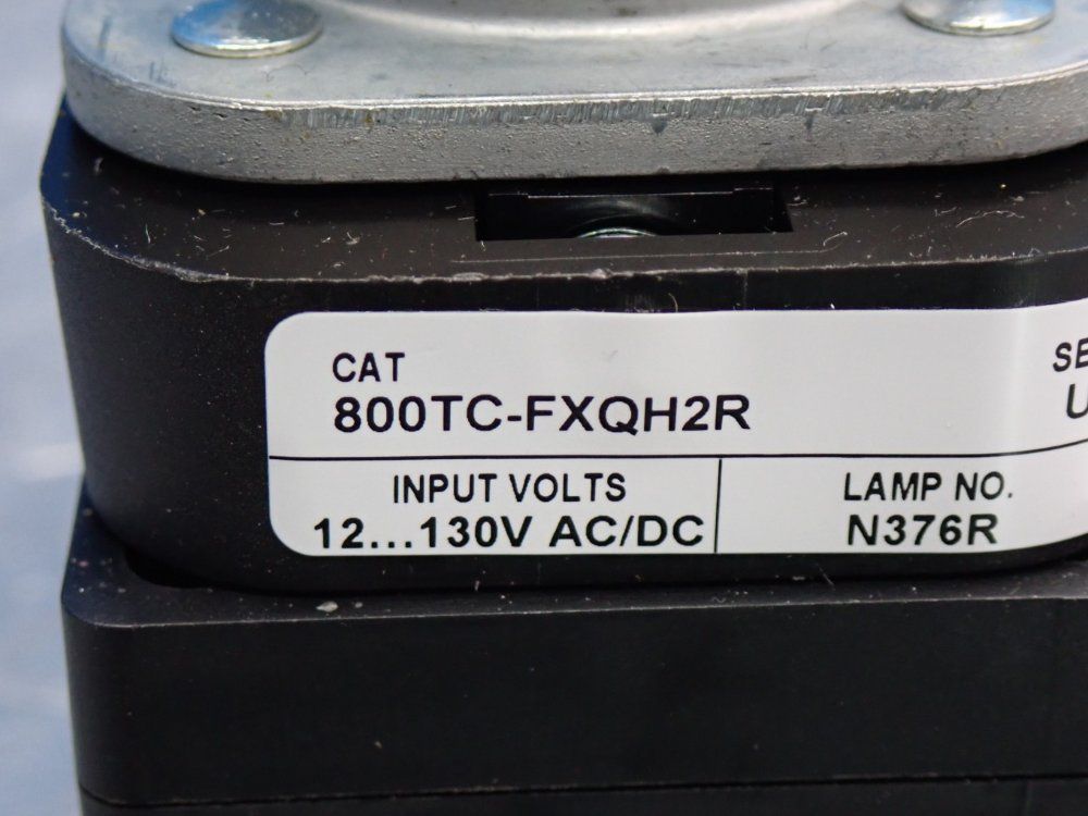 Allen Bradley 30mm Illuminated Push Button - 800tc-fxqh2r