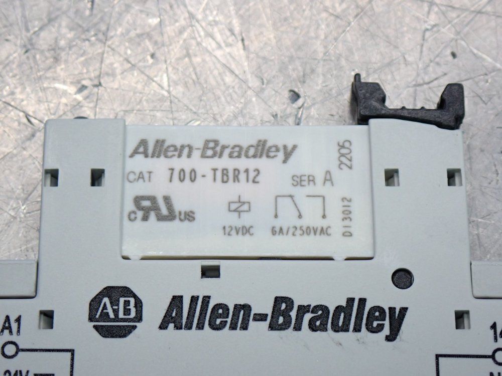 Allen Bradley Terminal Block Relay Unit 9pcs - 700-hlt1u12