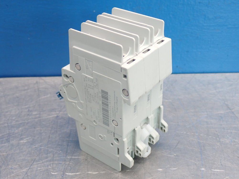 Allen Bradley Miniature Circuit Breaker - 1489-m3d200