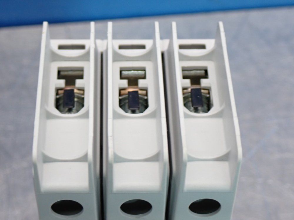 Allen Bradley Miniature Circuit Breaker - 1489-m3d200