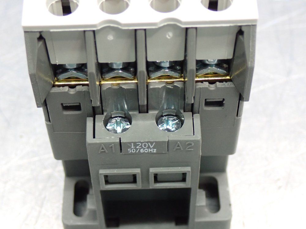 Carlo Gavazzi Magnetic Contactor Unit - Cc18/4 A120