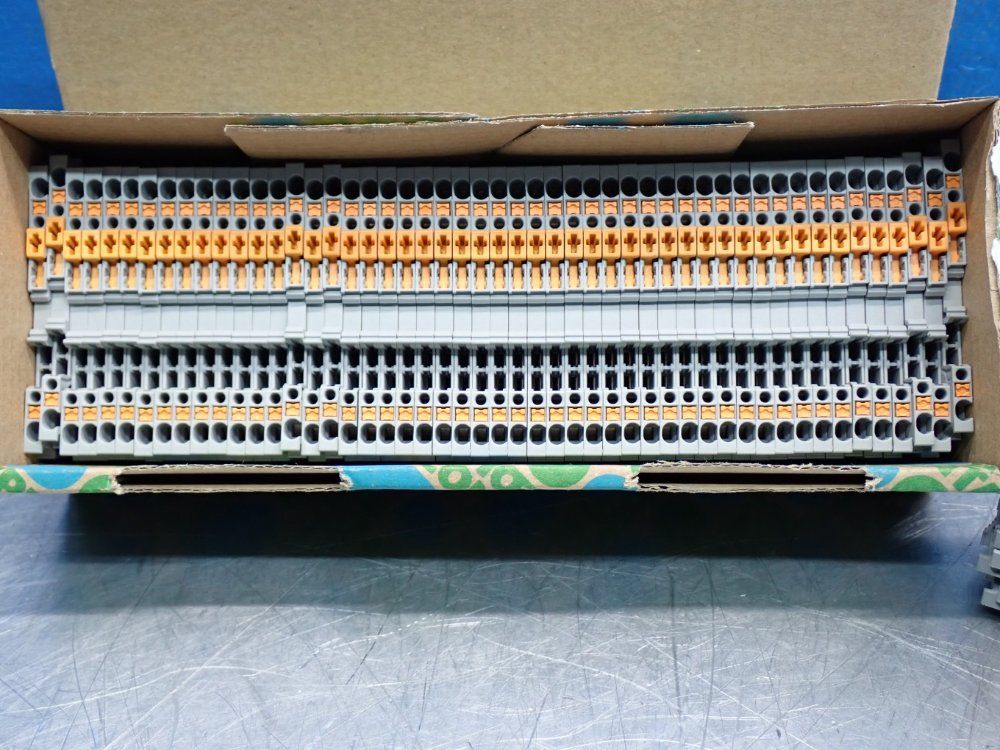 Phoenix Contact Knife-disconnect Terminal Block, 50pcs - Pt1,5/s-mt