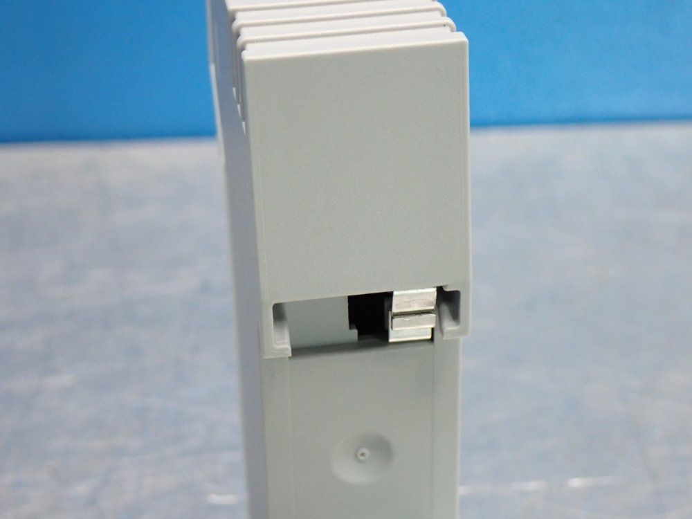Phoenix Contact 10/100/1000 Mbps Rj45 Jack Screw Connect Cat5e Terminal Block - Pp-rj-sc