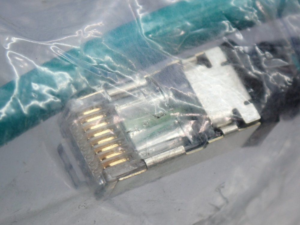 Allen Bradley 100 Mbit/s Rj45 Connection Cable - 1585j-m8ubjm-1