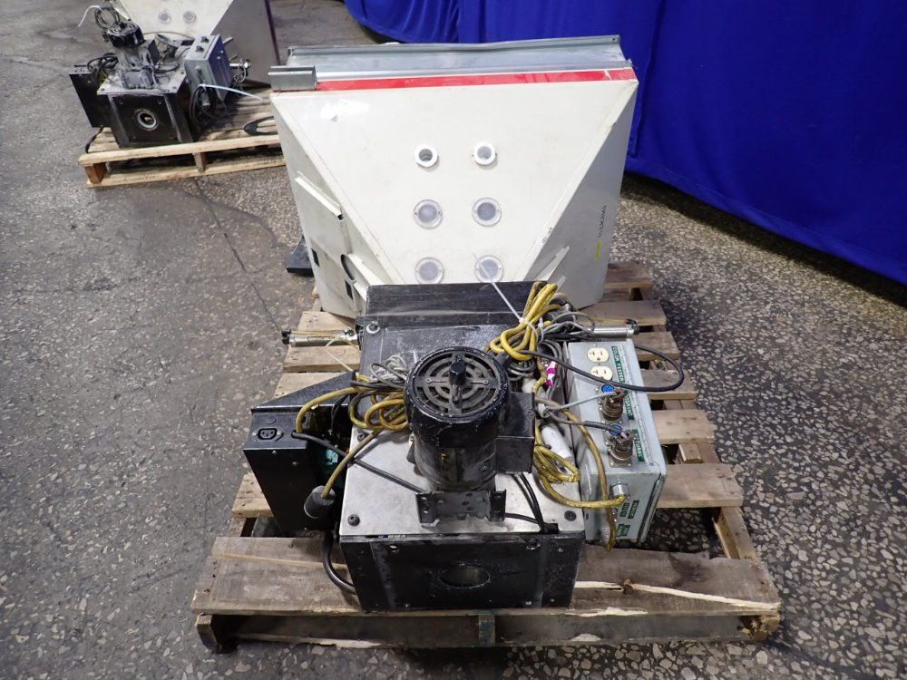 Maguire Maguire Weigh Scale Blender