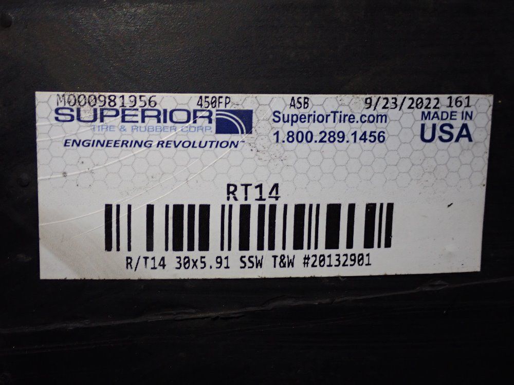 Roadtec 30x5.91 Asphalt Paver Wheel Drive - Rt14 / 201329-01