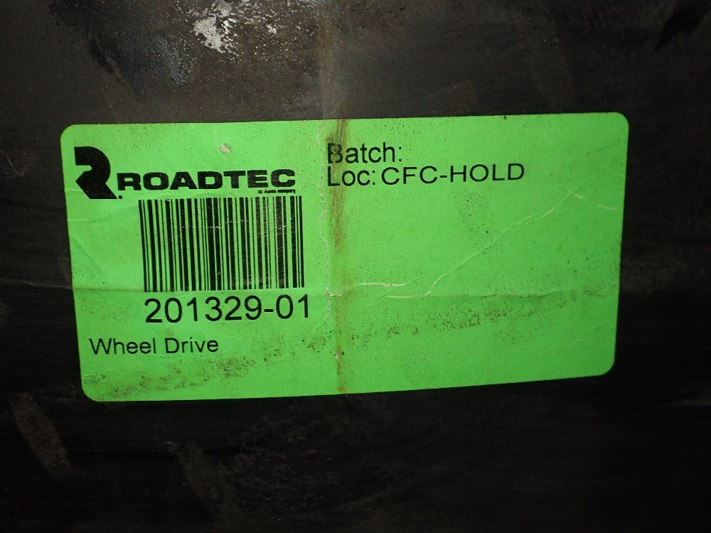 Roadtec 30x5.91 Asphalt Paver Wheel Drive - Rt14 / 201329-01
