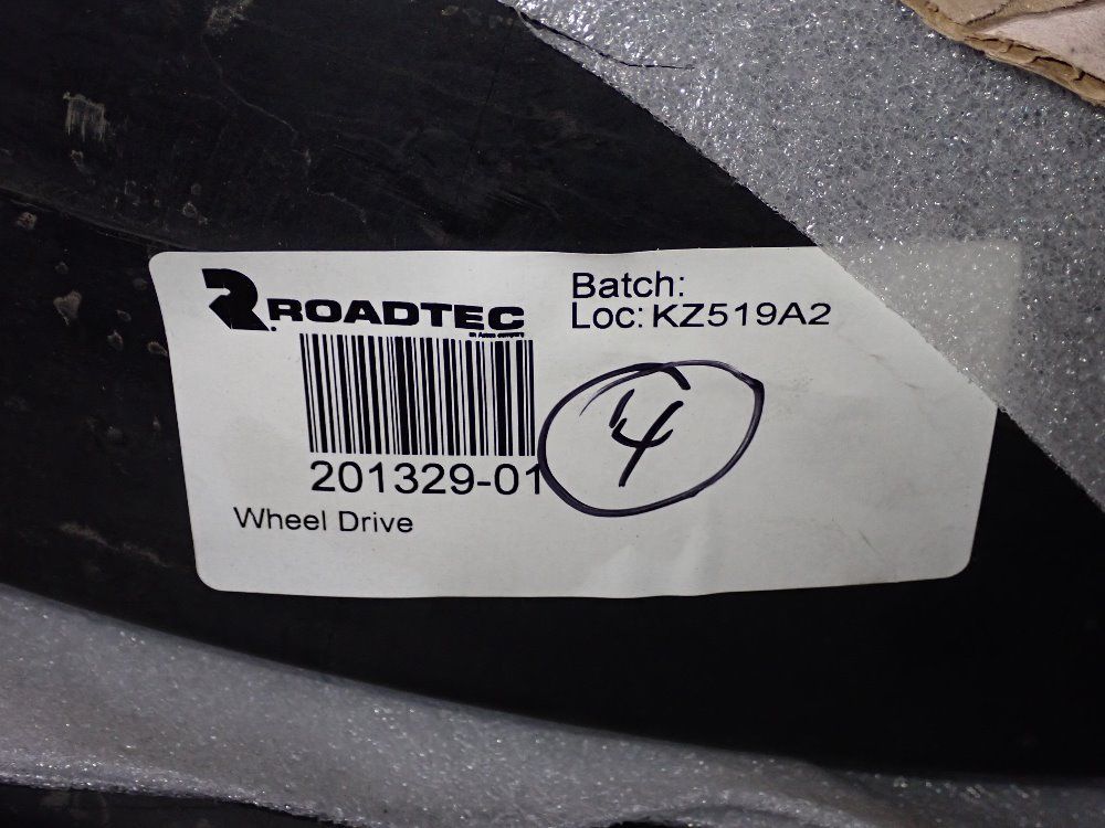 Roadtec 30x5.91 Asphalt Paver Wheel Drive - Rt14 / 201329-01