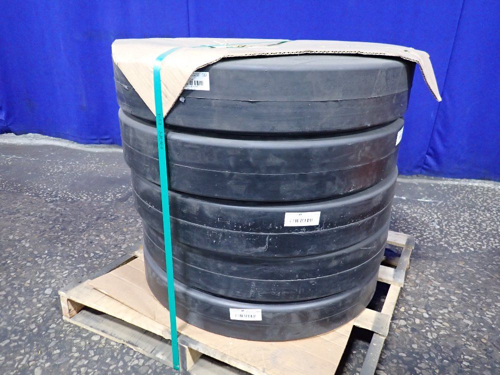 Roadtec 30x5.91 Asphalt Paver Wheel Drive - Rt14 / 201329-01