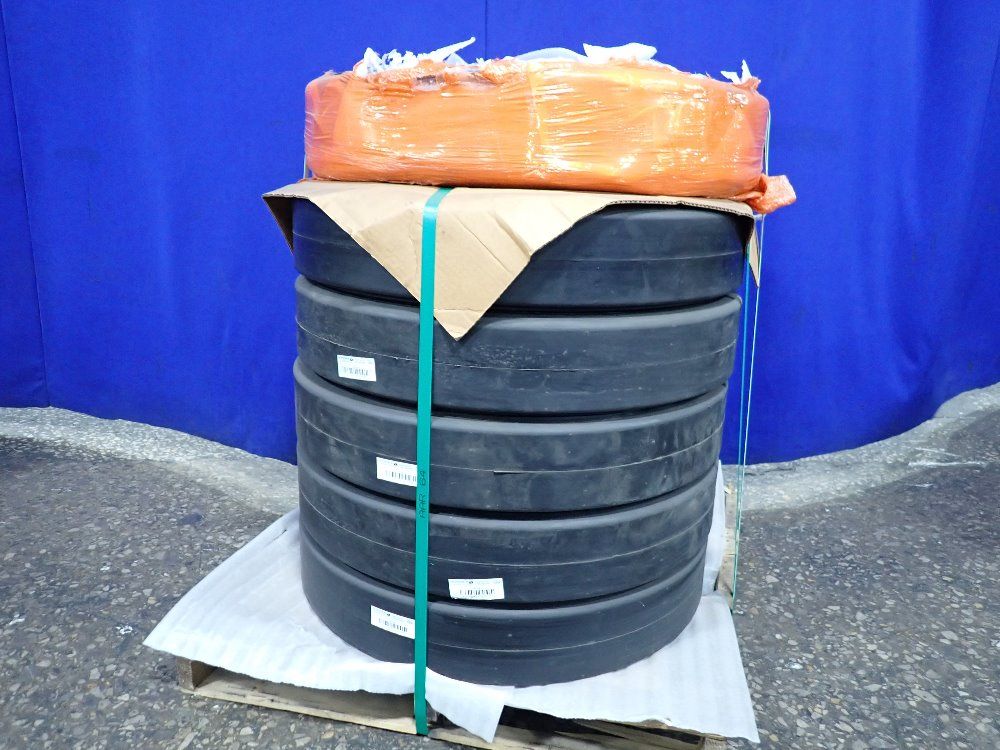 Roadtec 30x5.91 Asphalt Paver Wheel Drive - Rt14 / 201329-01