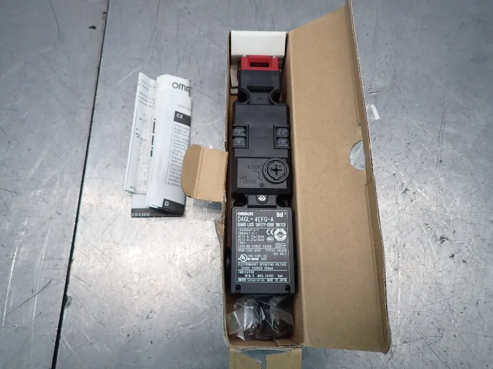 Omron 24 Vdc Solenoid Lock Safety Door-lock Switch - D4gl-4efg-a