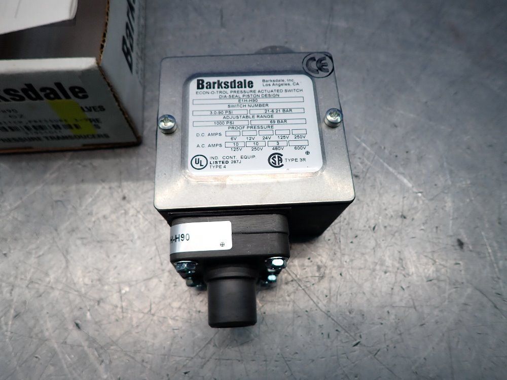 Barksdale Pressure Actuated Switch