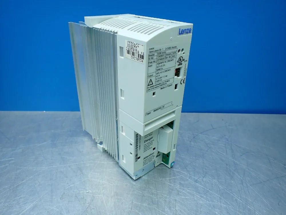 Lenze Voltage Inverter Drive. - E82ev751_2c