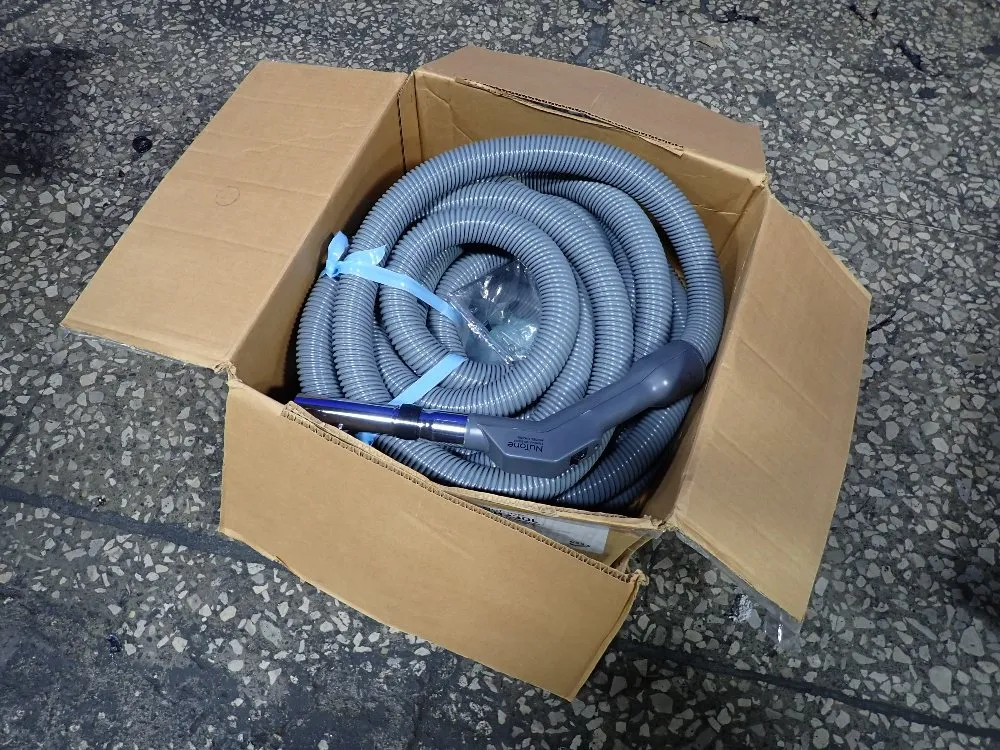 VACUUM HOSE