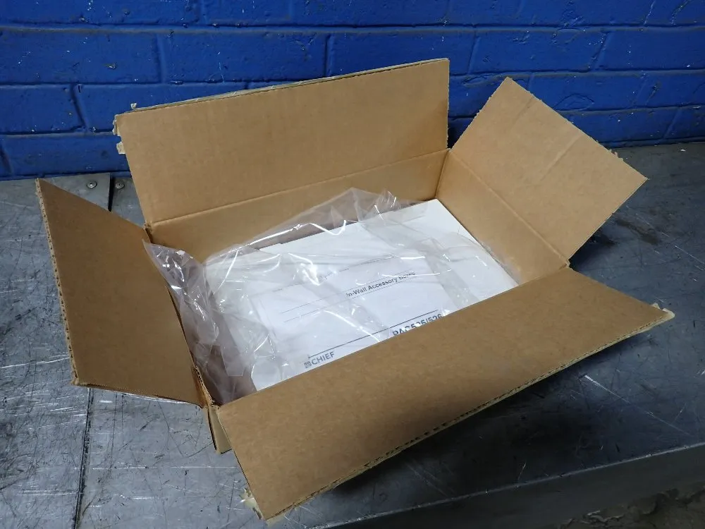 IN WALL ACCESSORY BOX