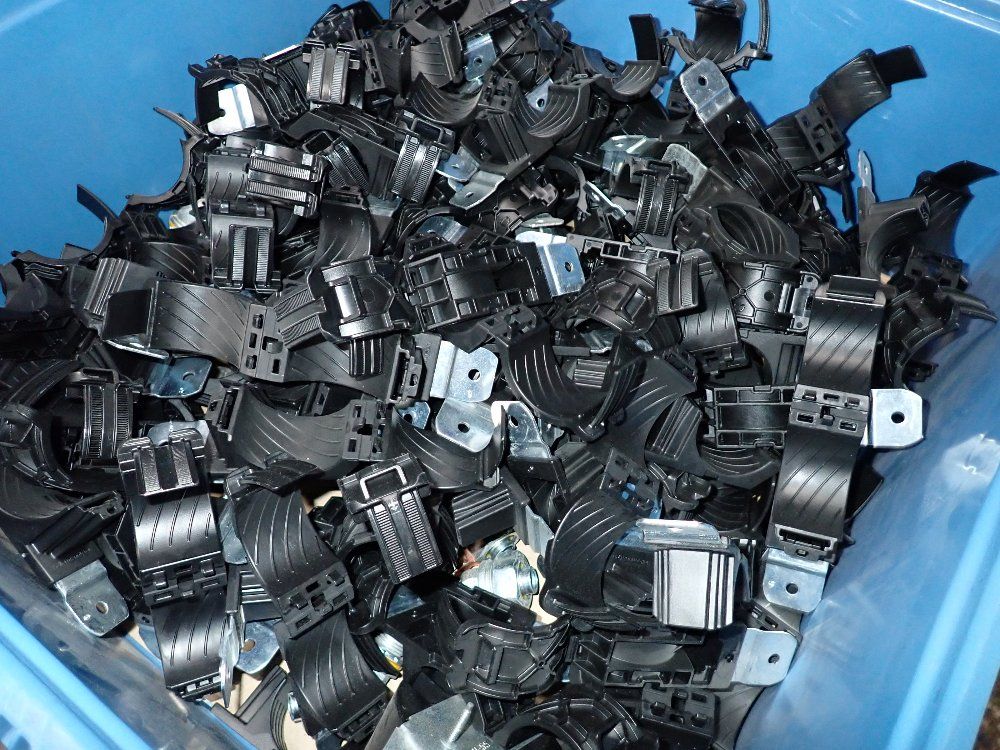 Hellermann Tyton Ratchet P-clamps