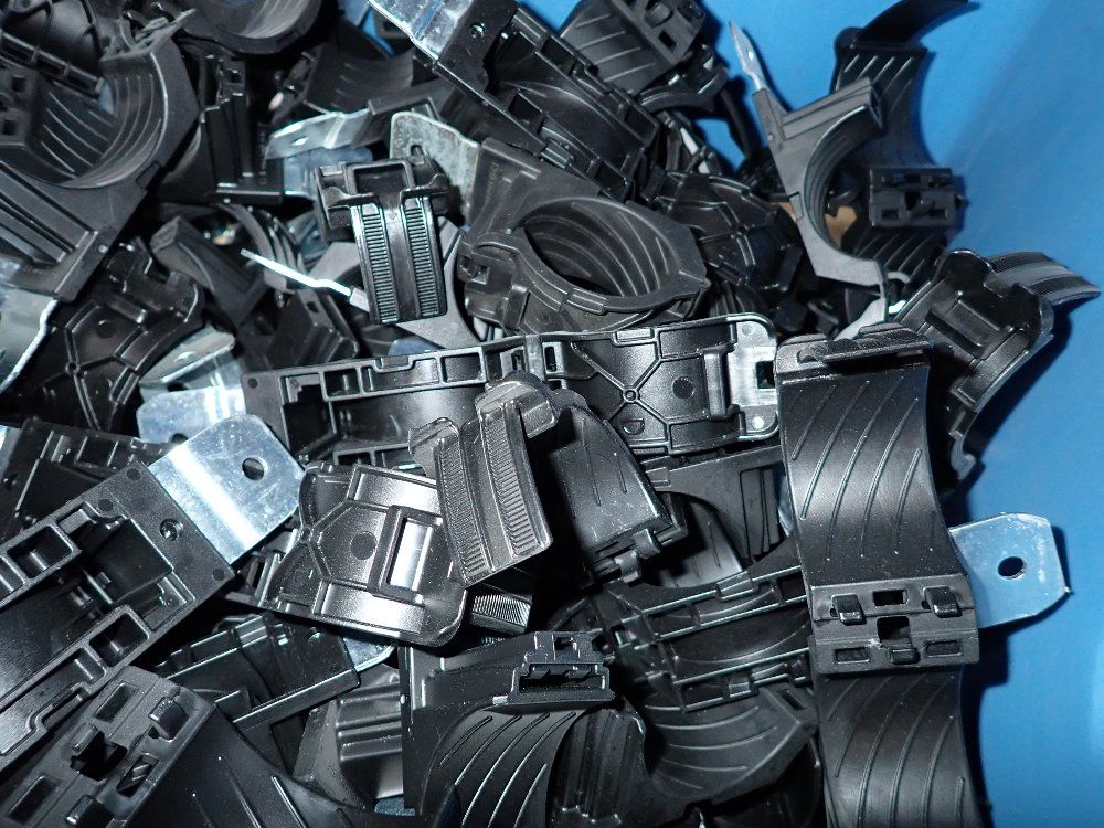 Hellermann Tyton Ratchet P-clamps