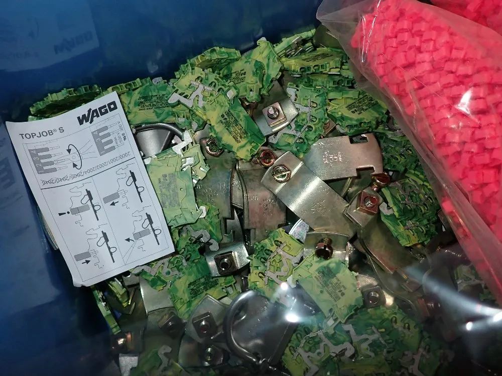 Zip Ties/terminal Blocks/coupling Closures