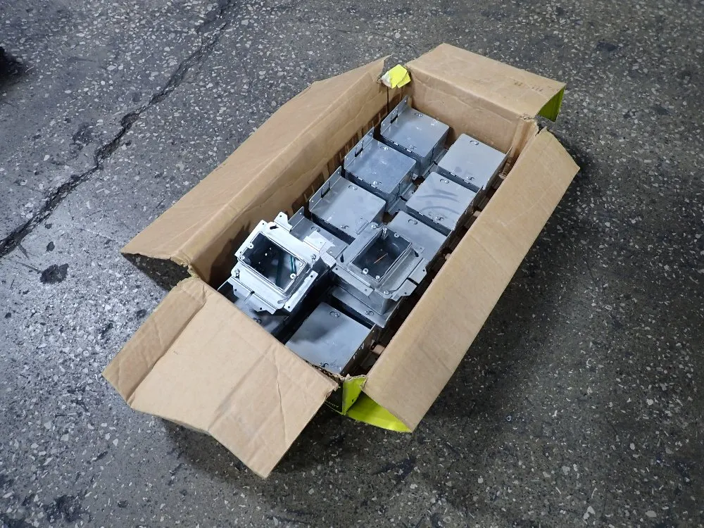 STUD MOUNTED GANG BOXES