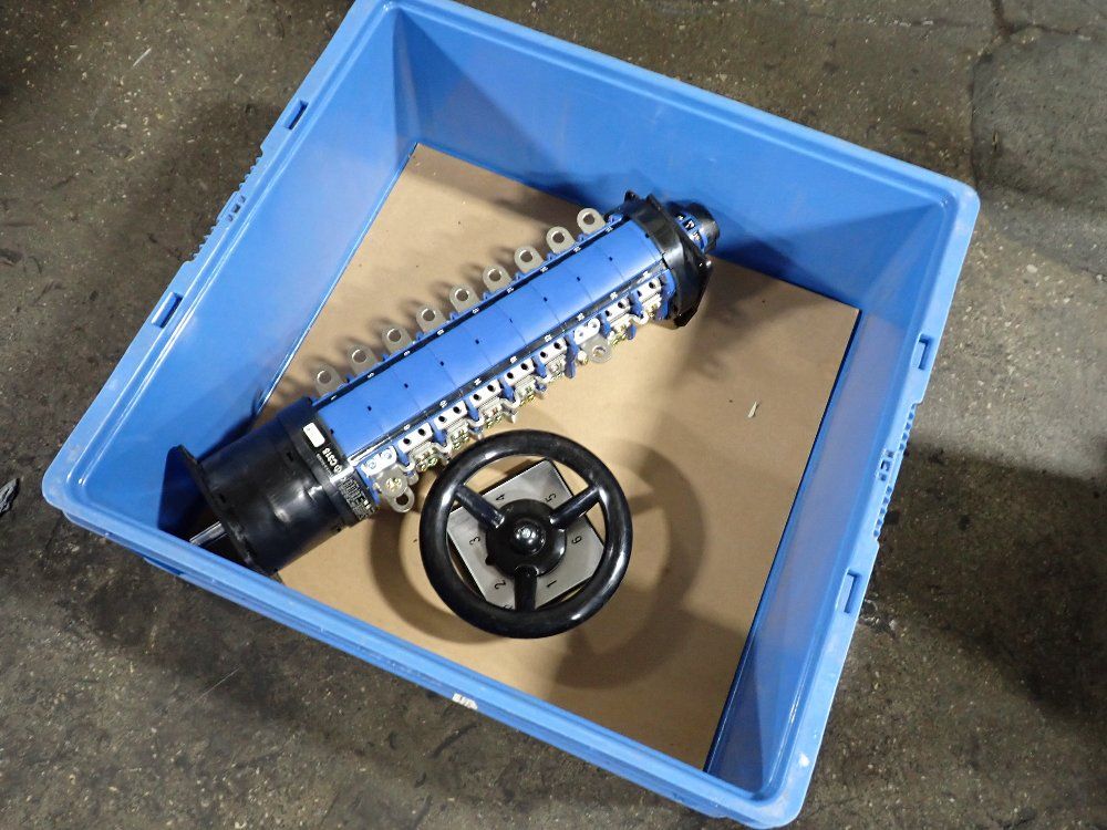 CAM SWITCH/DIAL