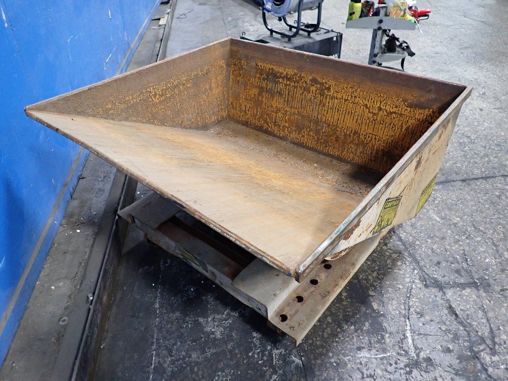  Self Dumping Hopper